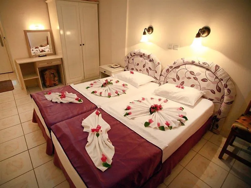 Parilti Otel Ortakent Türkiye