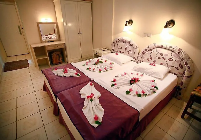 **  Parilti Otel Ortakent Türkiye