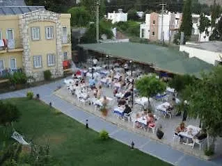 Parilti Otel Ortakent