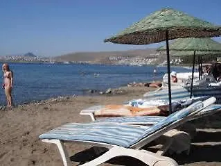 Parilti Otel Ortakent